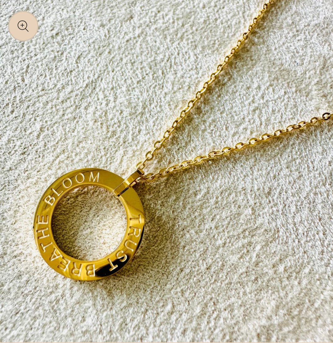 Mantrakette - TRUST BREATHE BLOOM